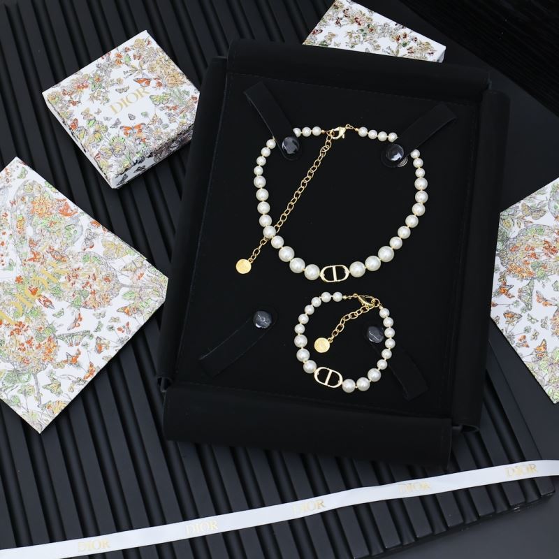 Christian Dior Necklaces